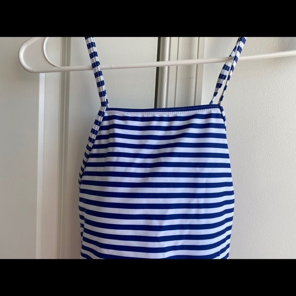 New W/O Tags Women’s Striped One Piece Swimsuit - Picture 6 of 8